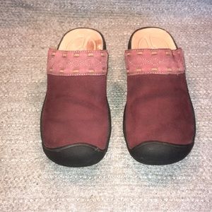 Keen Fancy Stitch Suede Mules Az 6.5